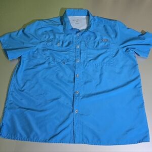 Eddie Bauer Men’s XL Blue Short Sleeve Outdoor Button Up Shirt